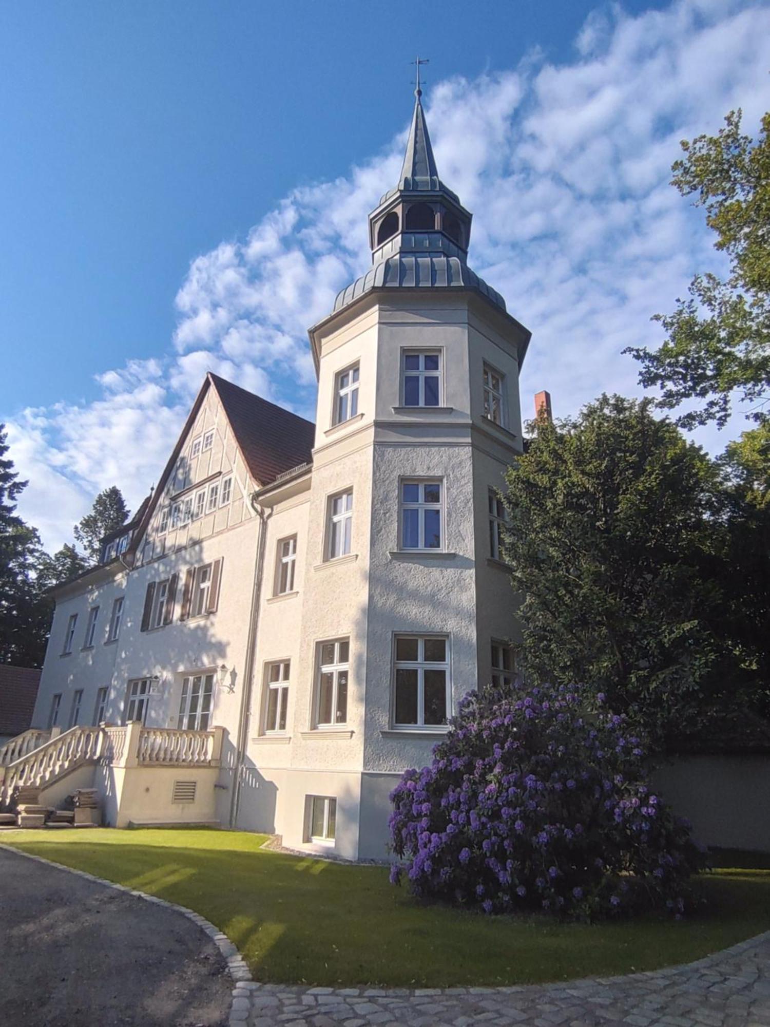 Schloss Sigroen Superior Camping Und Hotel Bad Wilsnack Extérieur photo